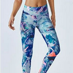 FABLETICS super cute leggings.